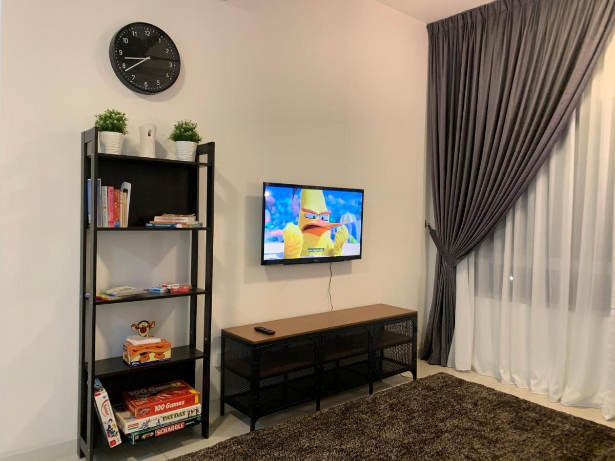 Relaxed Family Staycation, Pool View W Wifi N Netflix Bangi Ngoại thất bức ảnh