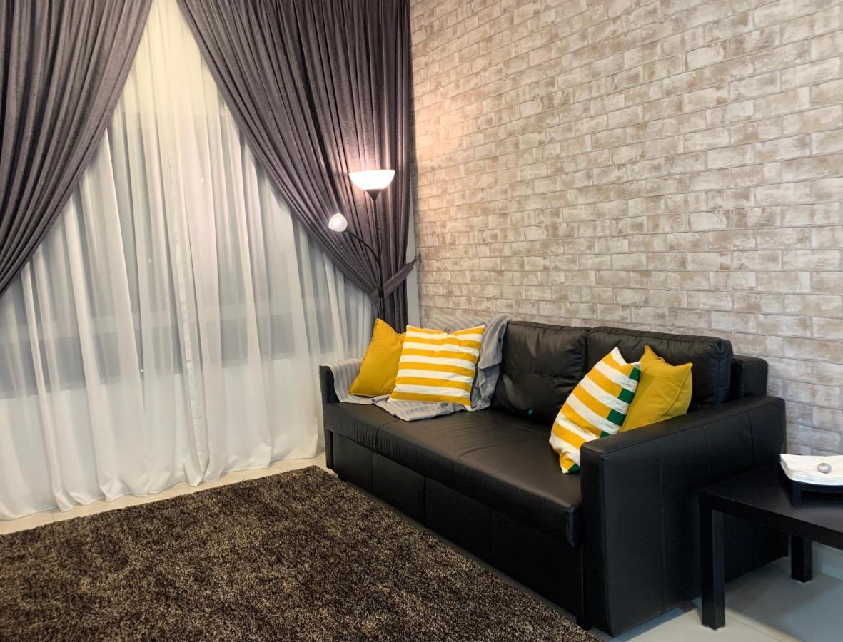 Relaxed Family Staycation, Pool View W Wifi N Netflix Bangi Ngoại thất bức ảnh