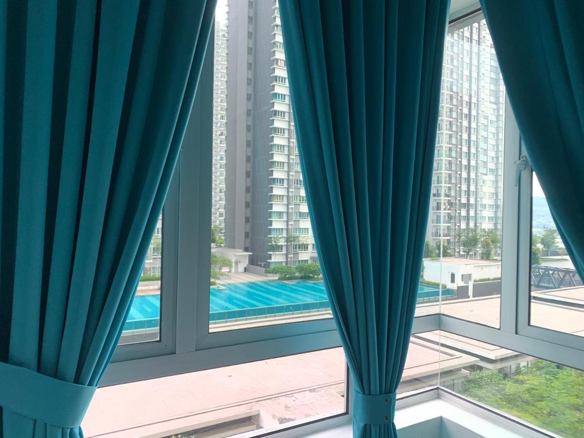 Relaxed Family Staycation, Pool View W Wifi N Netflix Bangi Ngoại thất bức ảnh