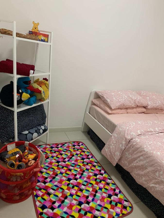 Relaxed Family Staycation, Pool View W Wifi N Netflix Bangi Ngoại thất bức ảnh